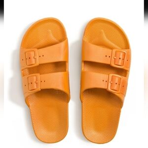 Freedom Moses Bright Orange Sol Slip On's Slides 37/38- US 6.5/7